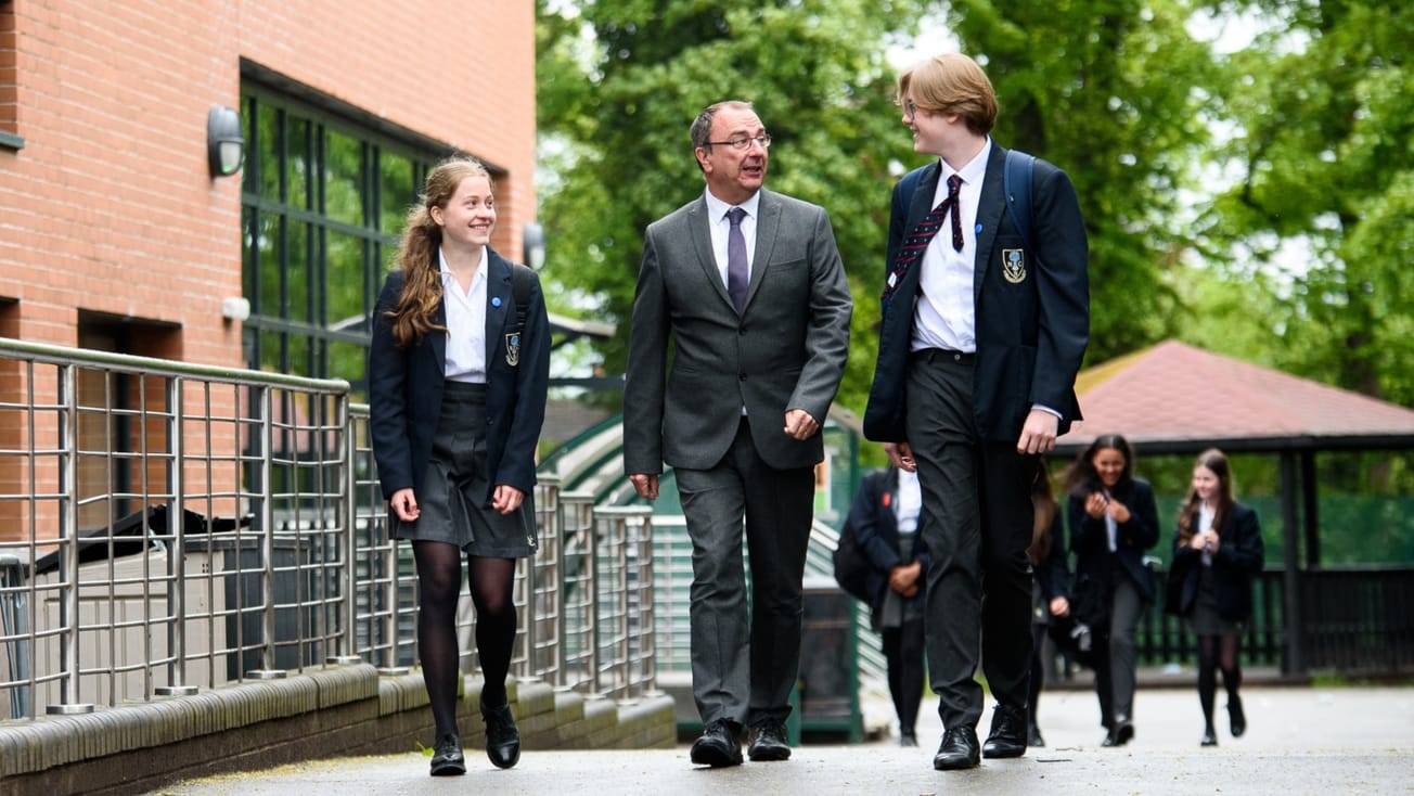 Job: Higher Level Teaching Assistant - EAL and SLCN Intervention Leader, North Cestrian School