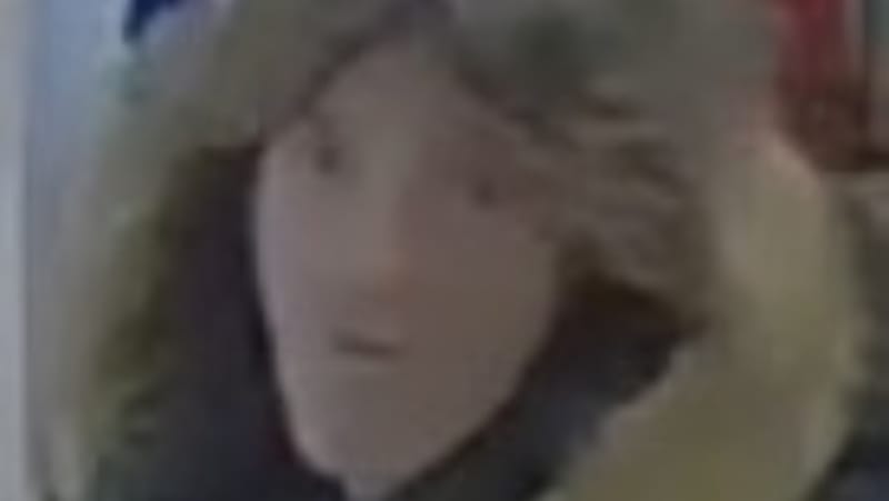 Police release image after theft at Timperley shop