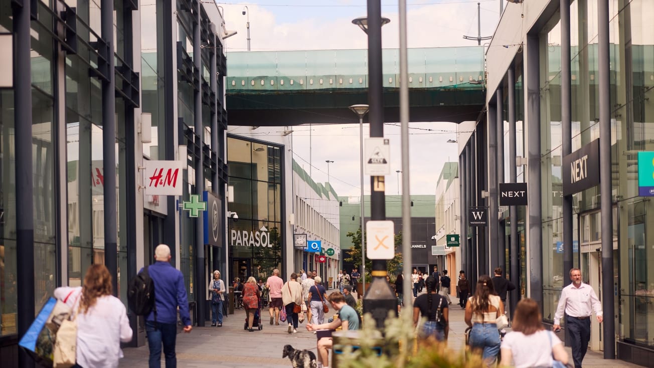 Big-name brands drive 14% increase in Stamford Quarter footfall