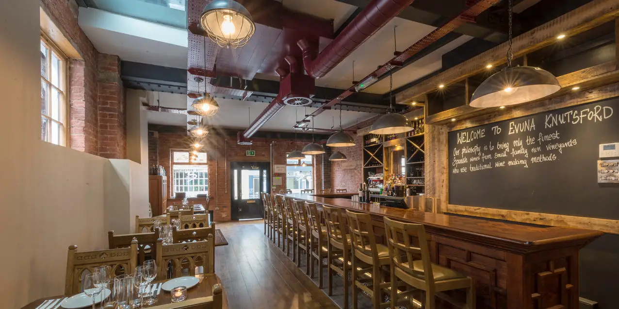 Tapas restaurant and wine bar Evuna set to move into former EAT:kaizen unit in Altrincham