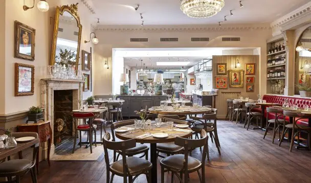 Inside Pierre Bistrot's outlet in Bath