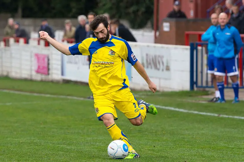 Andy McWilliams in action against Worcester