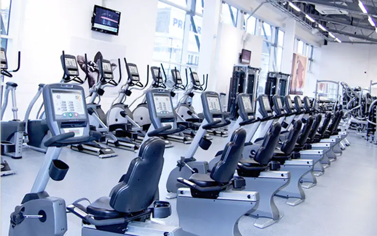 Inside a typical The Gym premises